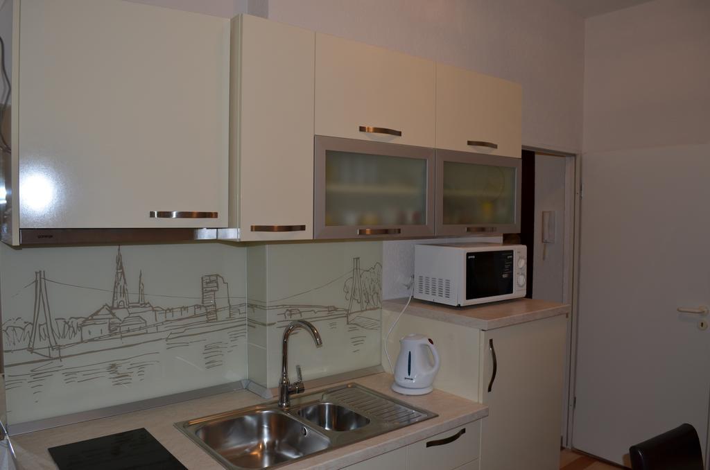 Apartment Downtown Osijek Room photo